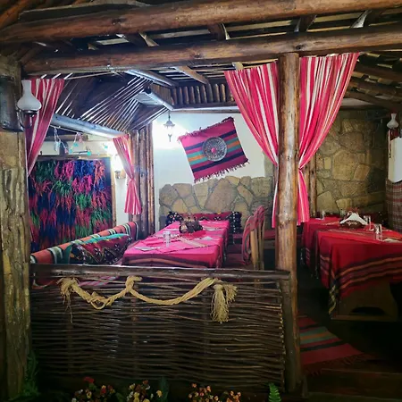 чаршията 3* Smolyan